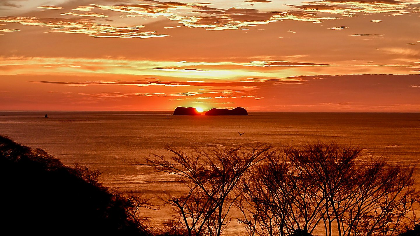 12380-Le coucher de soleil sur la mer