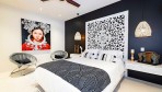 12390-Première chambre