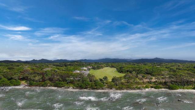 Terrains de prestige à vendre au Costa Rica, superbement situés en front de mer dans un cadre exclusif et luxueux...